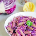 Penne z pesto z czerwonej kapusty
