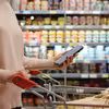 Masło po 88 groszy wywołało burzę! Lidl i Biedronka mogą mieć poważny problem