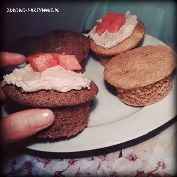 MUGCAKE CZEKOLADOWE I ORZECHOWE (babeczki z mikrofali)