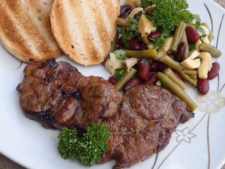 Grillowana karkówka w marynacie teriyaki