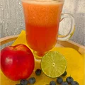Orzeźwiający napój żurawinowo-nektarynkowy (na letnie dni)