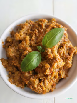 Czerwone pesto