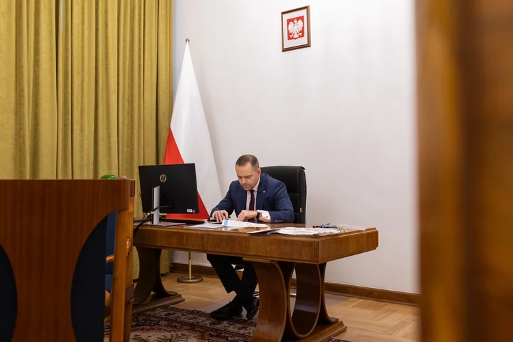 Zdjęcie Te ustawy podpisze Karol Nawrocki! Złoży podpis pod ustawami Donalda Tuska pod jednym warunkiem #2