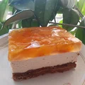 Ciasto z kremem herbacianym i brzoskwiniami