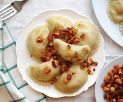 Pierogi z mięsem drobiowym (rosołowym)