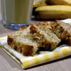 Chleb bananowy z orzechami laskowymi