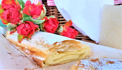 Topfenstrudel czyli strudel serowy