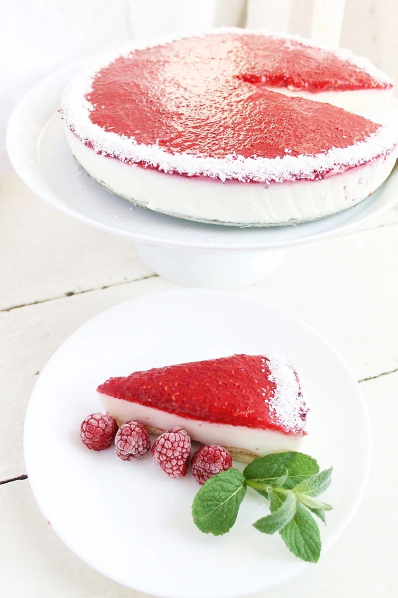 Tort panna cotta bez pieczenia (i cukru) – daj się oczarować :)