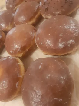 Porady na temat wykonania i smażenia pączków