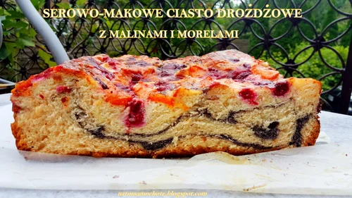 Serowo-Makowe Ciasto Drożdżowe z Morelami i Malinami