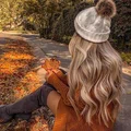 Jak pielęgnować włosy jesienią?