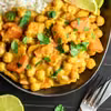 Pikantne curry z dynią i ciecierzycą (6 składników)