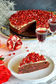 Ciasto czekoladowe z wiśniami i chilli
