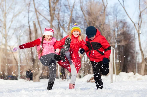 Zmiany w harmonogramie ferii zimowych 2026! Nowe zasady mogą niekorzystnie wpłynąć na ceny i dostępność