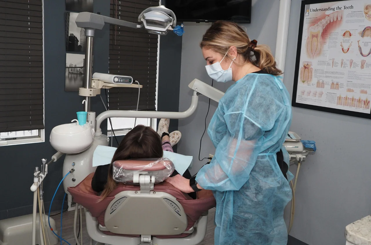 Ten zabieg u dentysty wykonasz na darmo w ramach NFZ! Polacy wciąż o tym nie wiedzą i wydają nawet 500 złotych