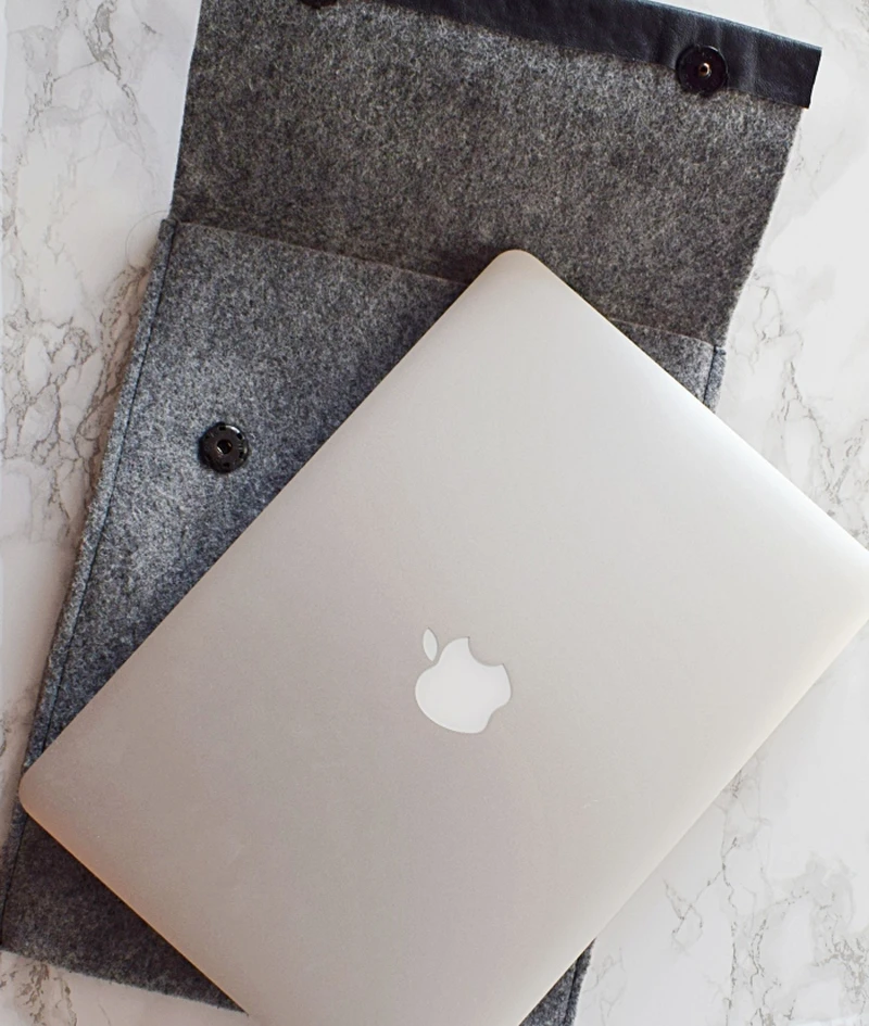 Pokrowiec na Macbooka