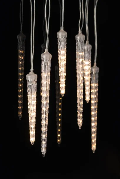 Zdjęcie Te lampki sople z Lidla za 60 zł zrobią furorę w Święta! Odporne na każdą pogodę, z timerem, a efekt migotania zrobi bajeczny klimat #3