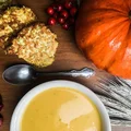 Fit zupa krem z dynią, imbirem i sokiem z pomarańczy