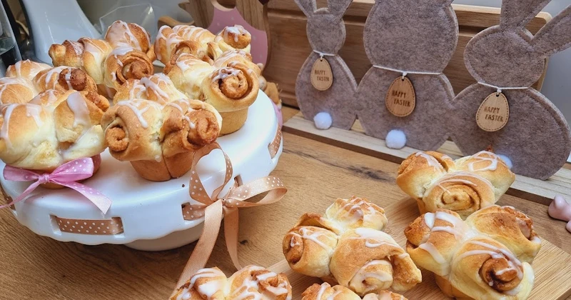 Cynamonki, drożdżowe muffinki
