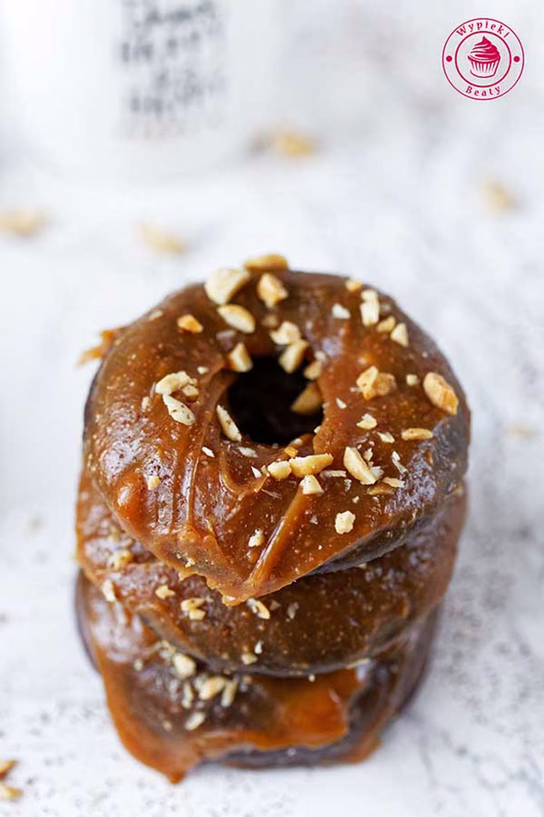 Donuty czekoladowe pieczone