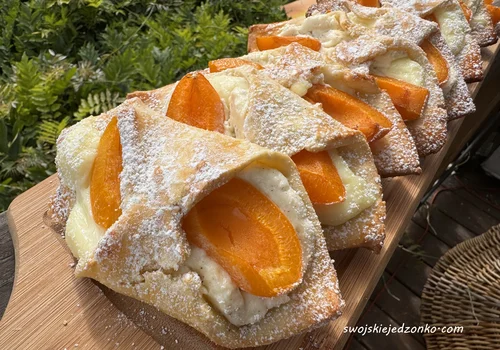 Ciasteczka z morelami i budyniem