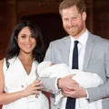 Meghan Markle urodziła. Rodzina królewska komentuje