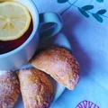 Pierożki kruchodrożdżowe z jabłkami