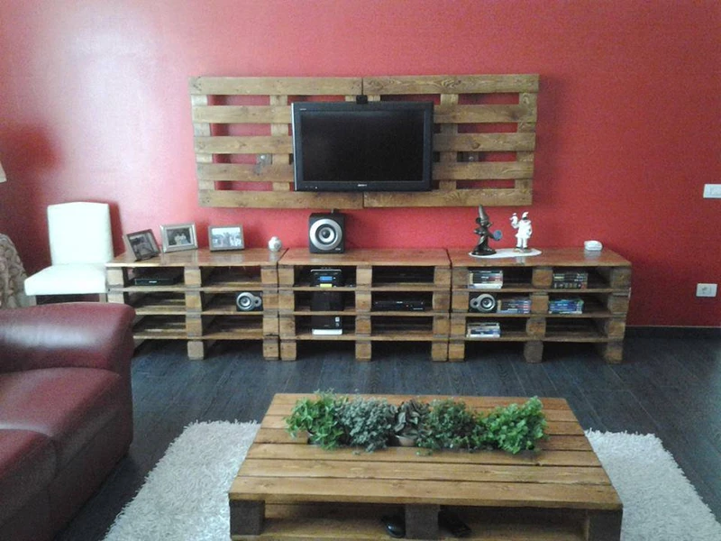 Zestaw kina domowego z palet :D