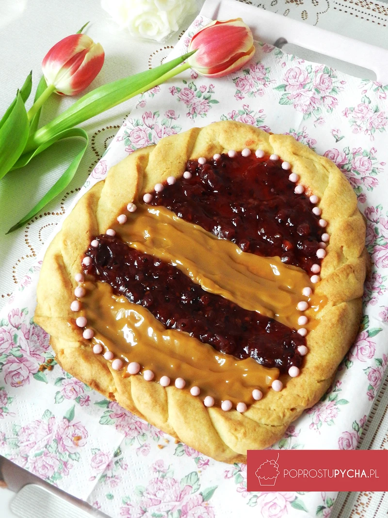 Mazurek kajmakowo- porzeczowy