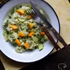 Sałatka z mango i zielonym majonezem