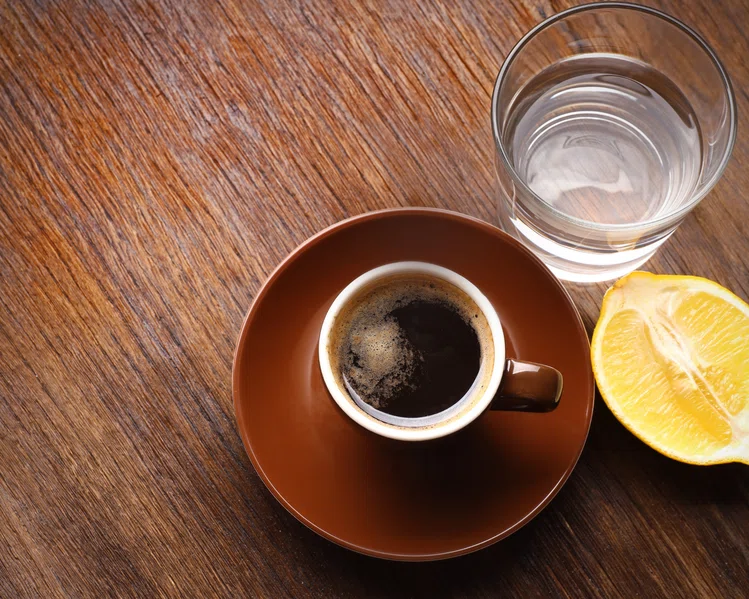 Zdjęcie Czy kawa z cytryną pomaga schudnąć? #1