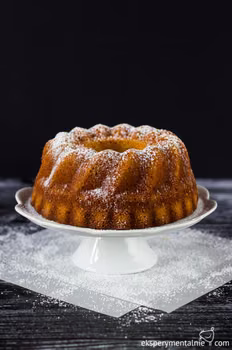 Bezglutenowa babka jaglana na Wielkanoc