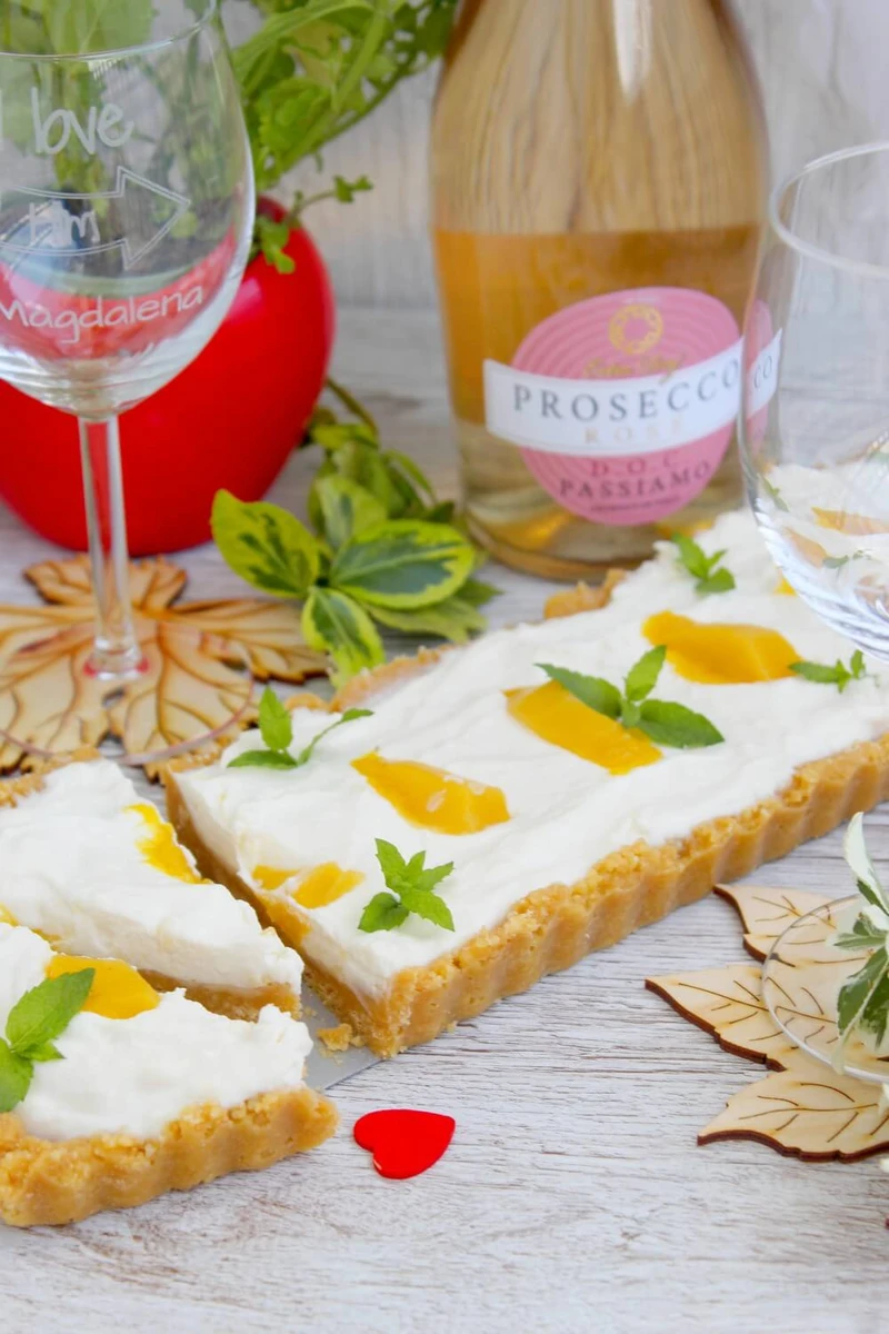 Tarta serowa z mango – ciasto bez pieczenia