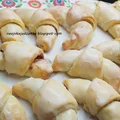 Rogaliki drożdżowe z powidłami i lukrem-mięciuteńkie