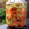 Marynowany surowy łosoś w przyprawach