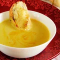 rozgrzewająca zupa krem z kalafiora