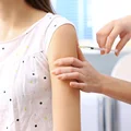 Ruszyły darmowe szczepienia przeciw HPV! Jak się zapisać? Kto może skorzystać?