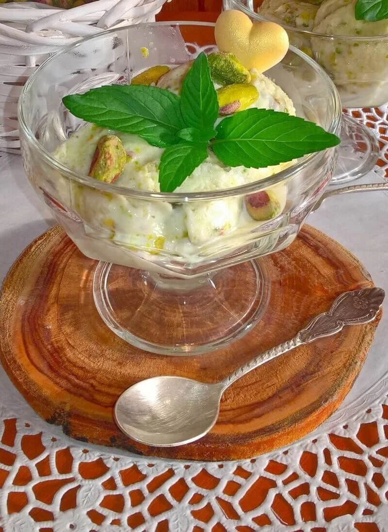 Szybkie desery z bakaliami – 5 pomysłów