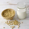 Jak zrobić domowe mleko roślinne?