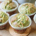 Muffiny z fetą i szpinakiem