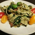 Tagliatelle ze szpinakiem i boczkiem