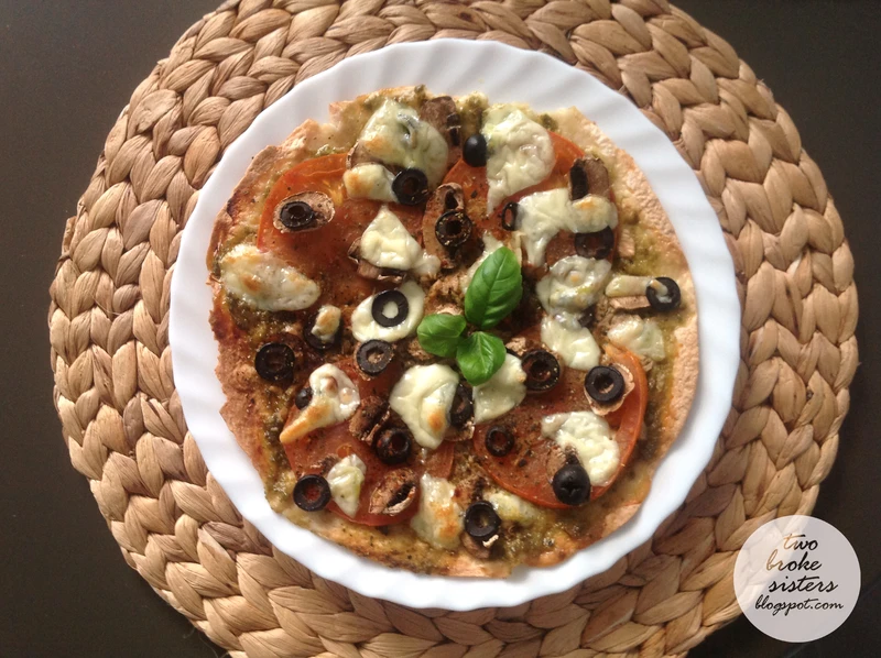 Dietetyczna pizza na spodzie z tortilli