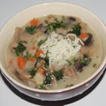Zupa pieczarkowa z makaronem