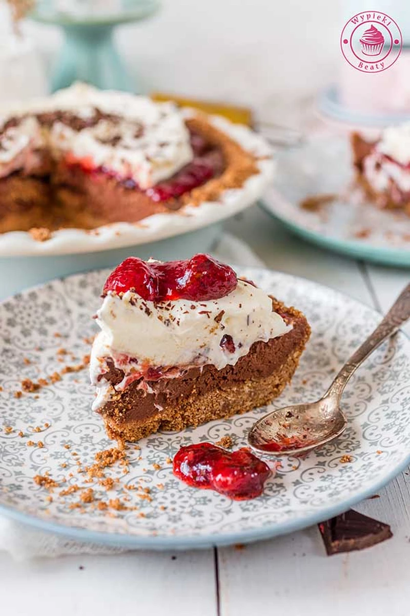 Tarta czekoladowa z konfiturami