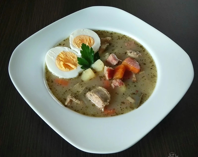 Żurek – gęsta, sycąca zupa
