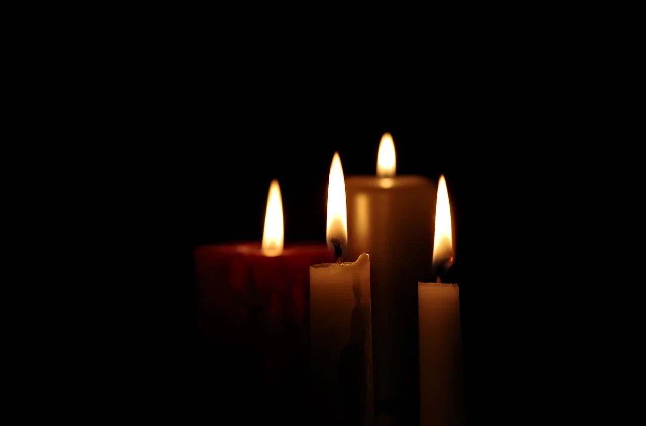 To on stworzył kultową muzykę do "Misia". Jerzy Derfel zmarł w wieku 84 lat!