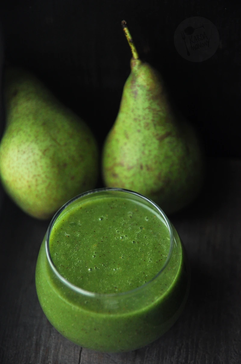 Koktajl ze szpinakiem, gruszkami i kiwi