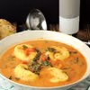 Kremowa Zupa Pomidorowa ze Szpinakiem i Tortellini