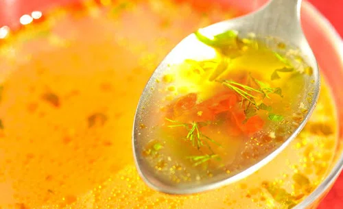 Świetny trik na uratowanie przesolonej zupy