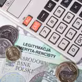 Oto, co się zmieni w 2025 roku! Podsumowanie zmian dla pracowników, świadczeniobiorców i przedsiębiorców!